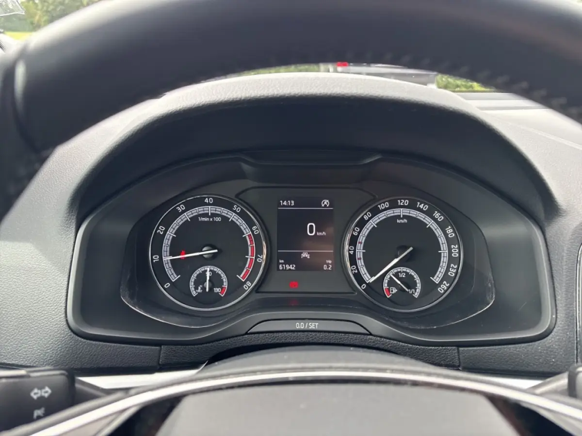 1.0 TSI CLEVER PDC/CRUISE/LED/STOELVERW-VOOR+ACHTER/CARPLAY