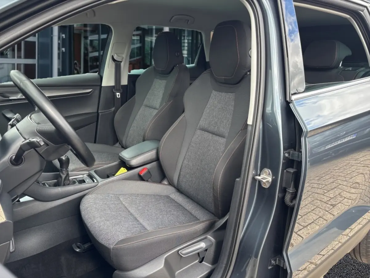 1.0 TSI CLEVER PDC/CRUISE/LED/STOELVERW-VOOR+ACHTER/CARPLAY
