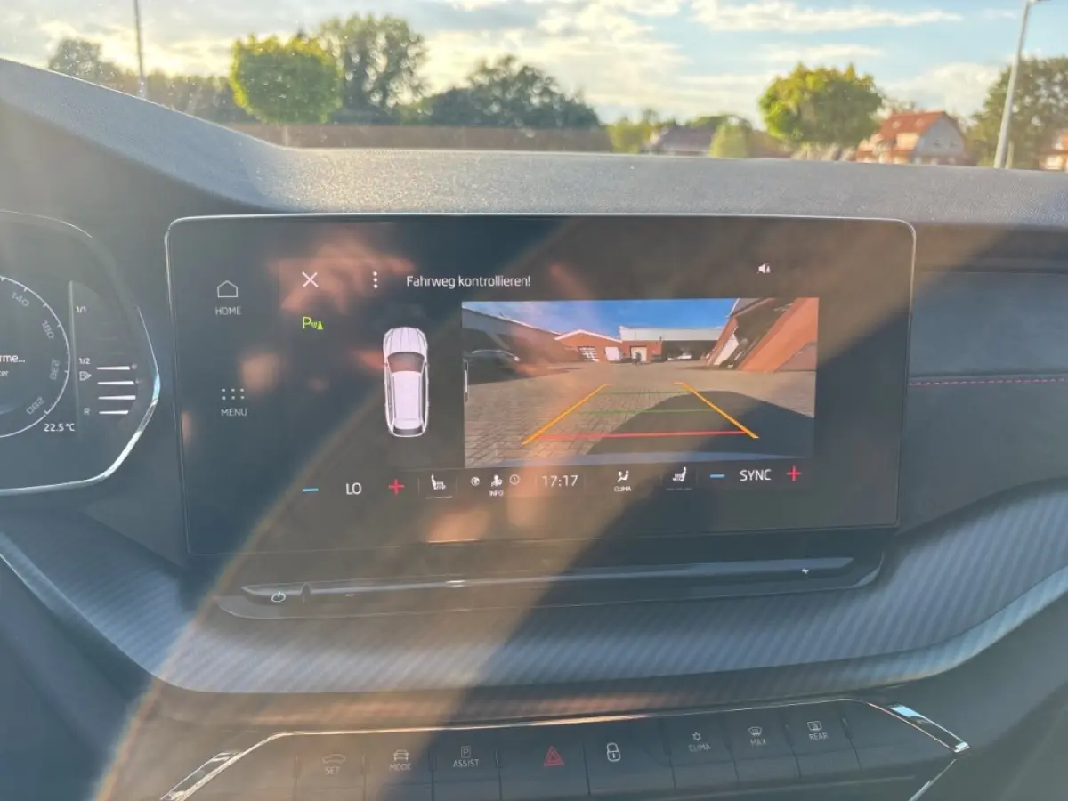 2.0 TDI DSG RS TREKHAAK/CAMERA/ELEK-KLEP/ACC/STOEL+STUURVERW/CARPLAY