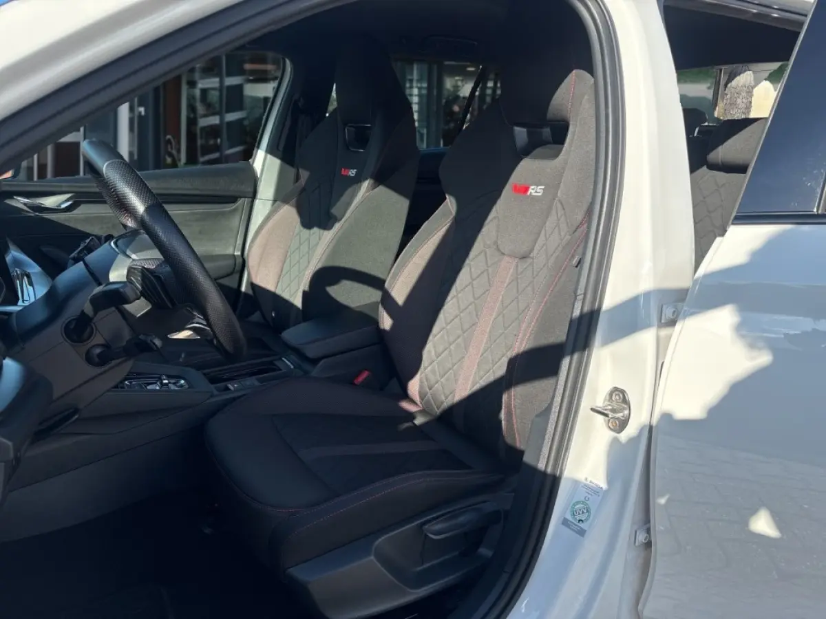 2.0 TDI DSG RS TREKHAAK/CAMERA/ELEK-KLEP/ACC/STOEL+STUURVERW/CARPLAY
