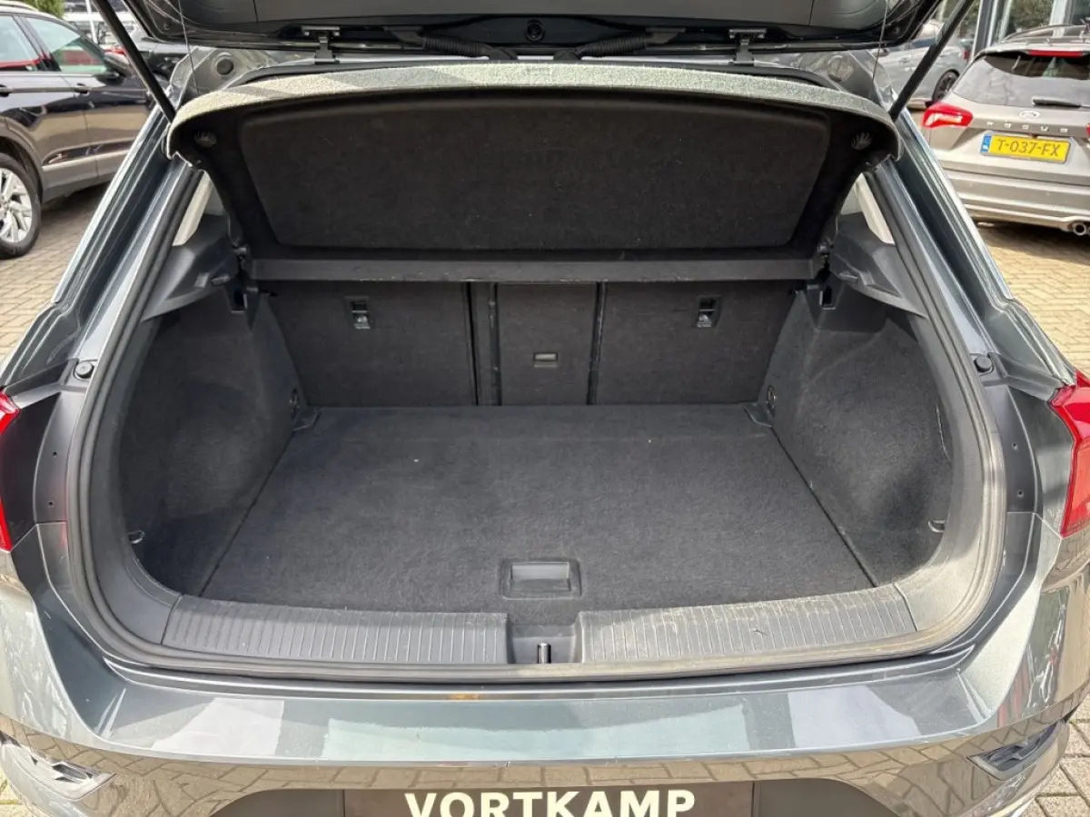 1.0 TSI STYLE CAMERA/ACC/CLIMA/STOEL+STUURVERW/CARPLAY
