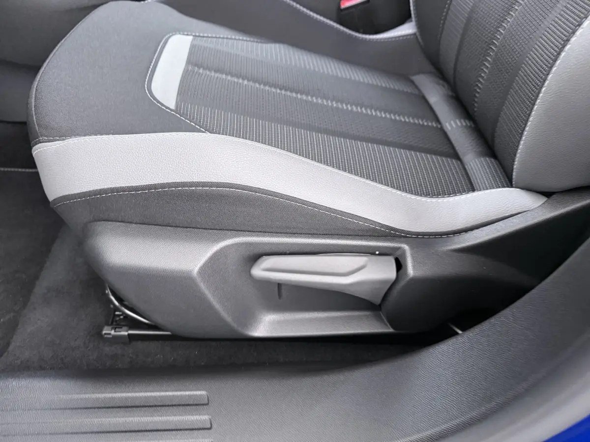 GS 54 kWh | 96% SOH | Apple Carplay / Android Auto | Adaptive Cruise Control | | Bluetooth Audio-Streaming | Buitenspiegel elektr. verstel- en verwarmbaar, electr. inklapbaar | DAB-Tuner (Ra