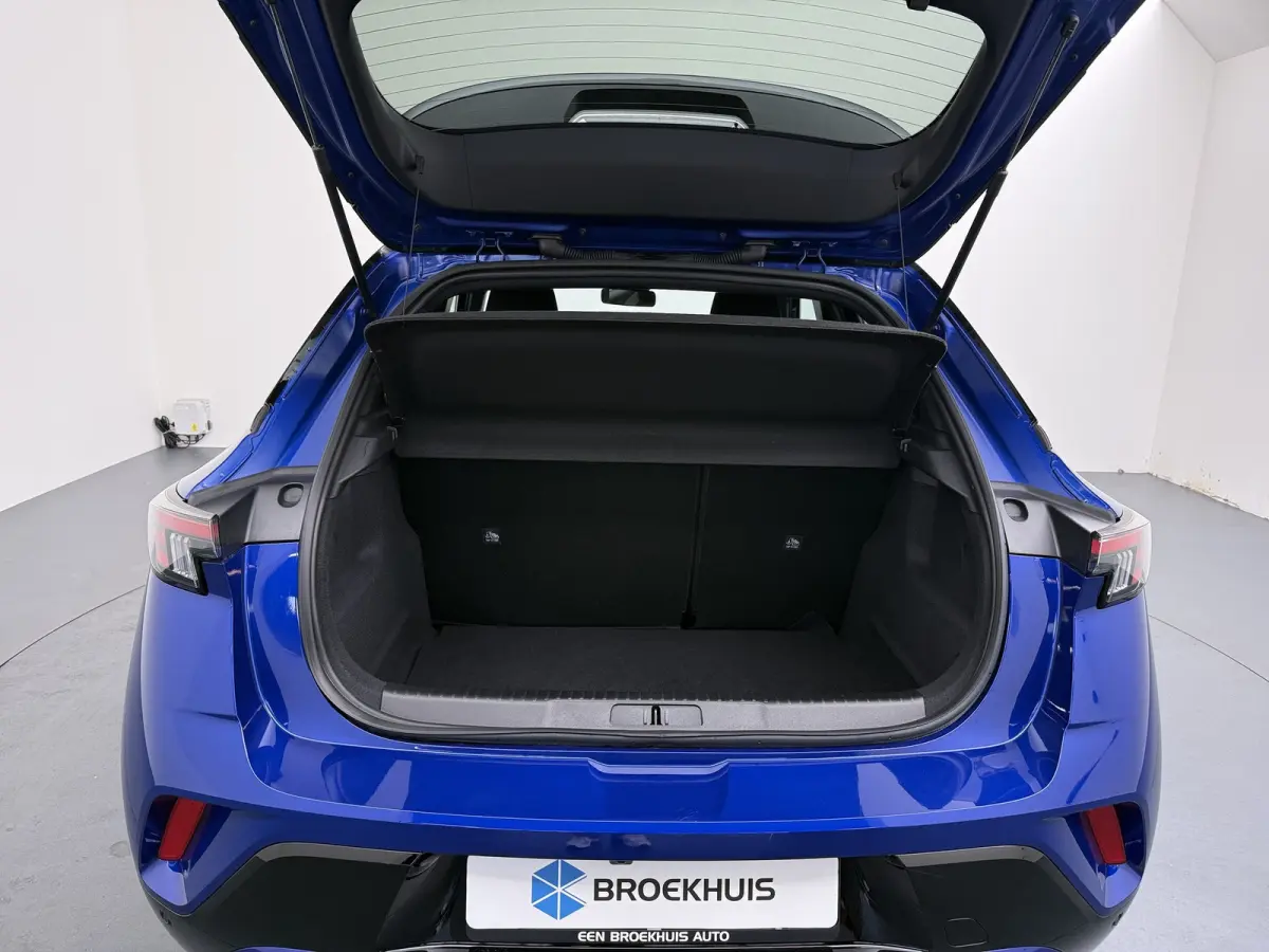GS 54 kWh | 96% SOH | Apple Carplay / Android Auto | Adaptive Cruise Control | | Bluetooth Audio-Streaming | Buitenspiegel elektr. verstel- en verwarmbaar, electr. inklapbaar | DAB-Tuner (Ra