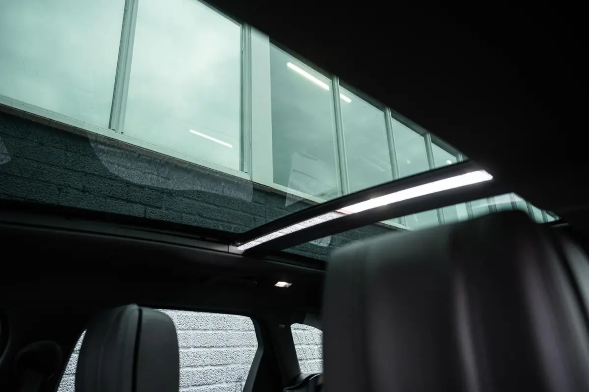 2.0 P400e AWD Dynamic HSE PHEV PANO LEDER MERIDIAN 360 CAMERA STUURVERWARMING ADAPTIVE CRUISE