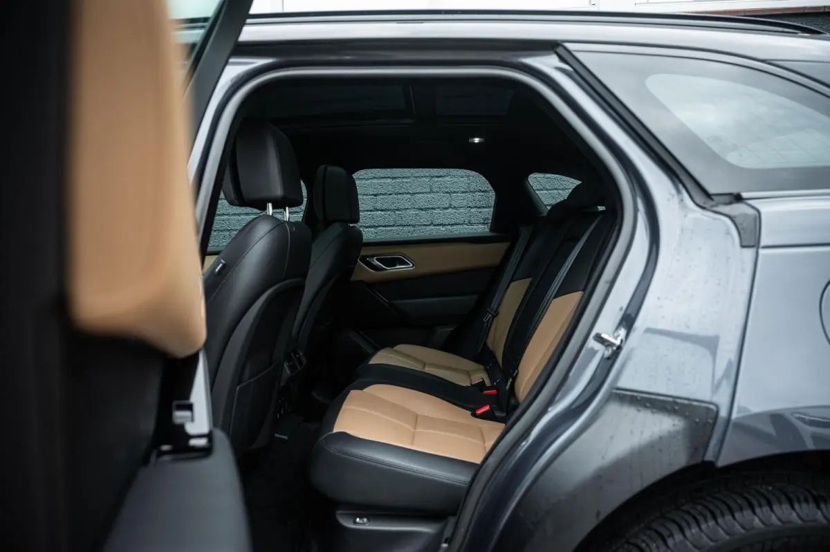 2.0 P400e AWD Dynamic HSE PHEV PANO LEDER MERIDIAN 360 CAMERA STUURVERWARMING ADAPTIVE CRUISE