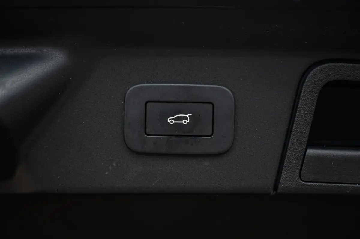 2.0 P400e AWD Dynamic HSE PHEV PANO LEDER MERIDIAN 360 CAMERA STUURVERWARMING ADAPTIVE CRUISE