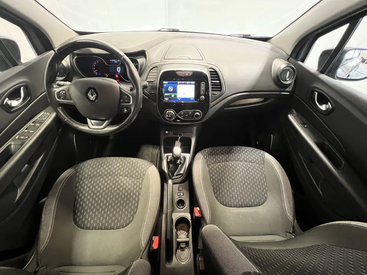 0.9 TCe Bose | Navigatie/Android/Apple Carplay | LM Velgen 17" | Cruise Control | LED Koplampen | Airco |