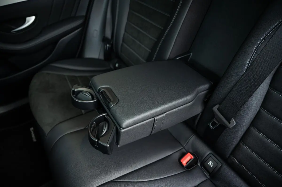 4MATIC AMG LINE PANO BURMESTER MEMORY TREKHAAK DISTRONIC