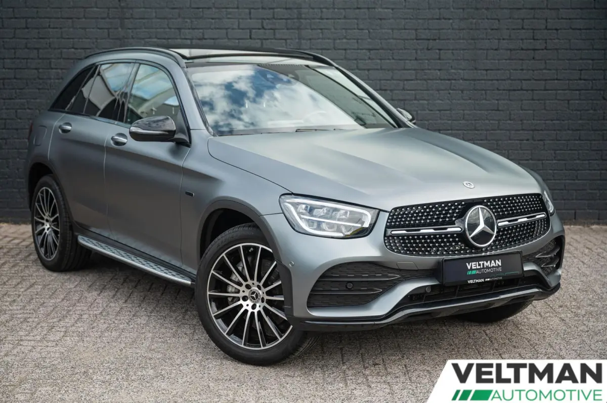4MATIC AMG LINE PANO BURMESTER MEMORY TREKHAAK DISTRONIC