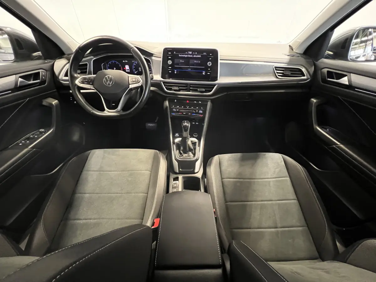 1.5 TSI Style | Android/Apple Carplay | LM Velgen 18" | Cruise Control Adaptief | Voorstoelen Verwarmd | PDC Voor en Achter | Achteruitrijcamera | Airco |
