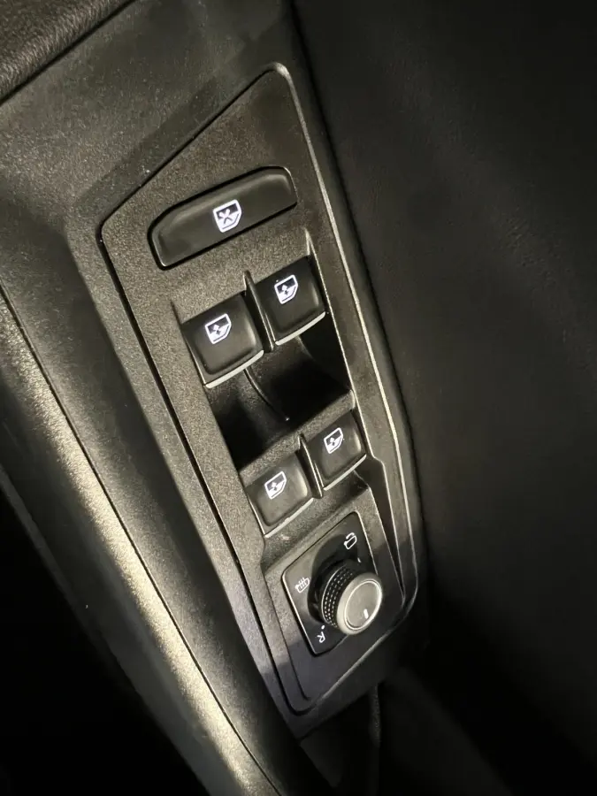 1.5 TSI Style | Android/Apple Carplay | LM Velgen 18" | Cruise Control Adaptief | Voorstoelen Verwarmd | PDC Voor en Achter | Achteruitrijcamera | Airco |