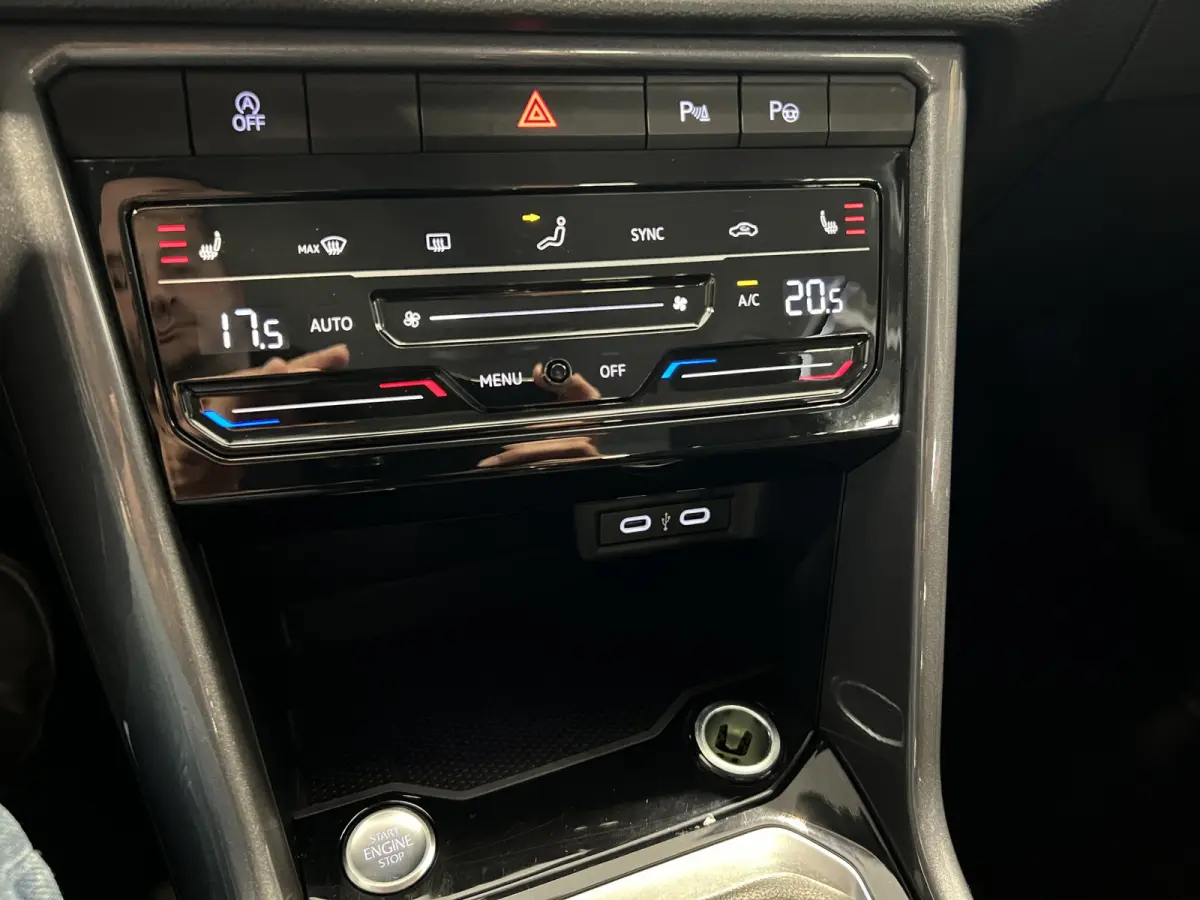 1.5 TSI Style | Android/Apple Carplay | LM Velgen 18" | Cruise Control Adaptief | Voorstoelen Verwarmd | PDC Voor en Achter | Achteruitrijcamera | Airco |