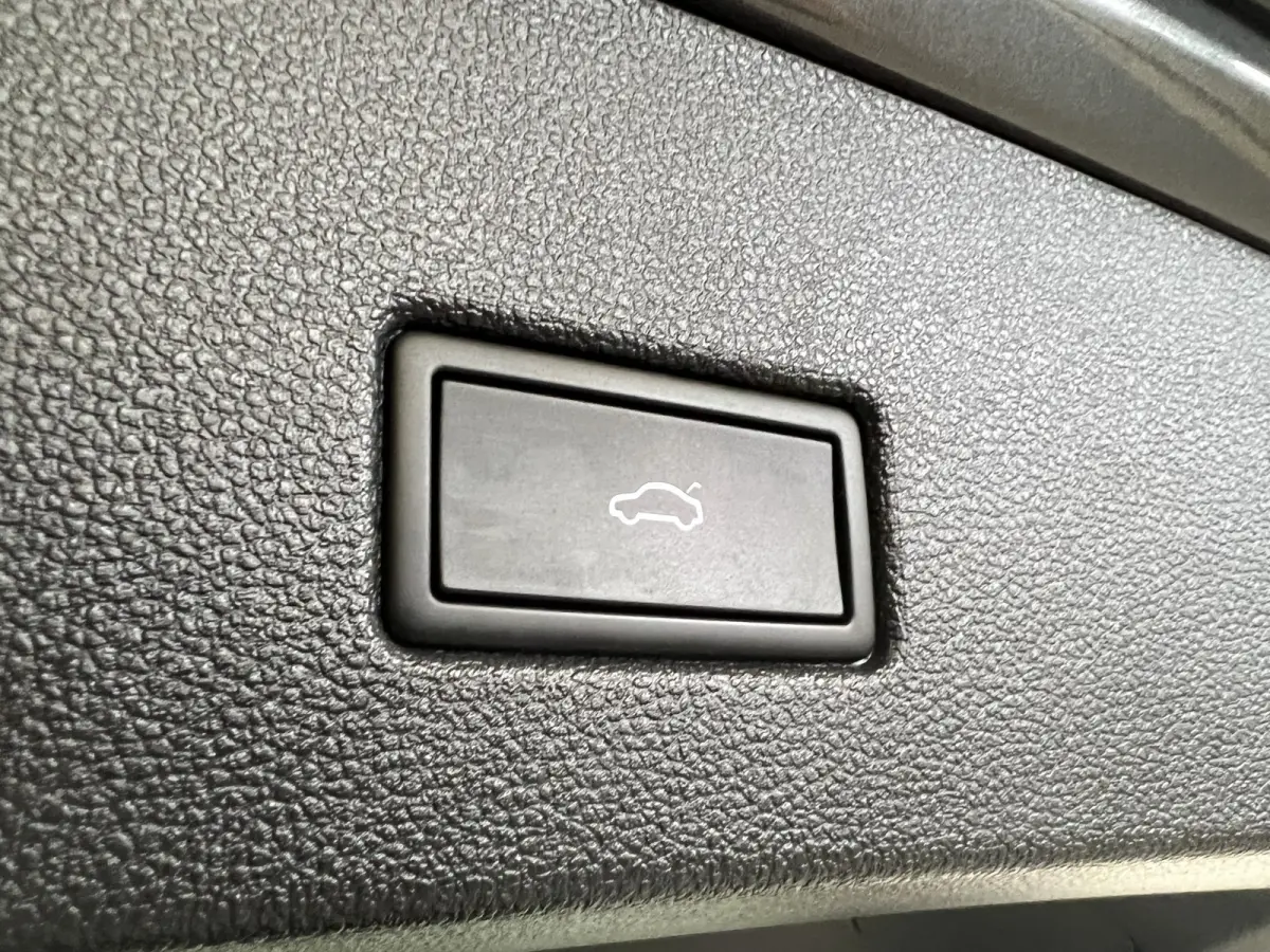 1.5 TSI Style | Android/Apple Carplay | LM Velgen 18" | Cruise Control Adaptief | Voorstoelen Verwarmd | PDC Voor en Achter | Achteruitrijcamera | Airco |
