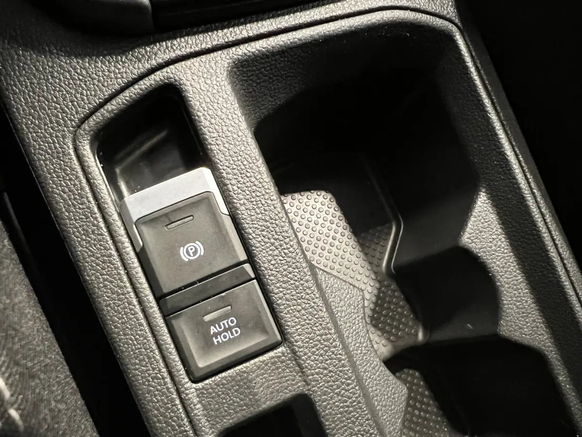 1.5 TSI Style | Android/Apple Carplay | LM Velgen 18" | Cruise Control Adaptief | Voorstoelen Verwarmd | PDC Voor en Achter | Achteruitrijcamera | Airco |
