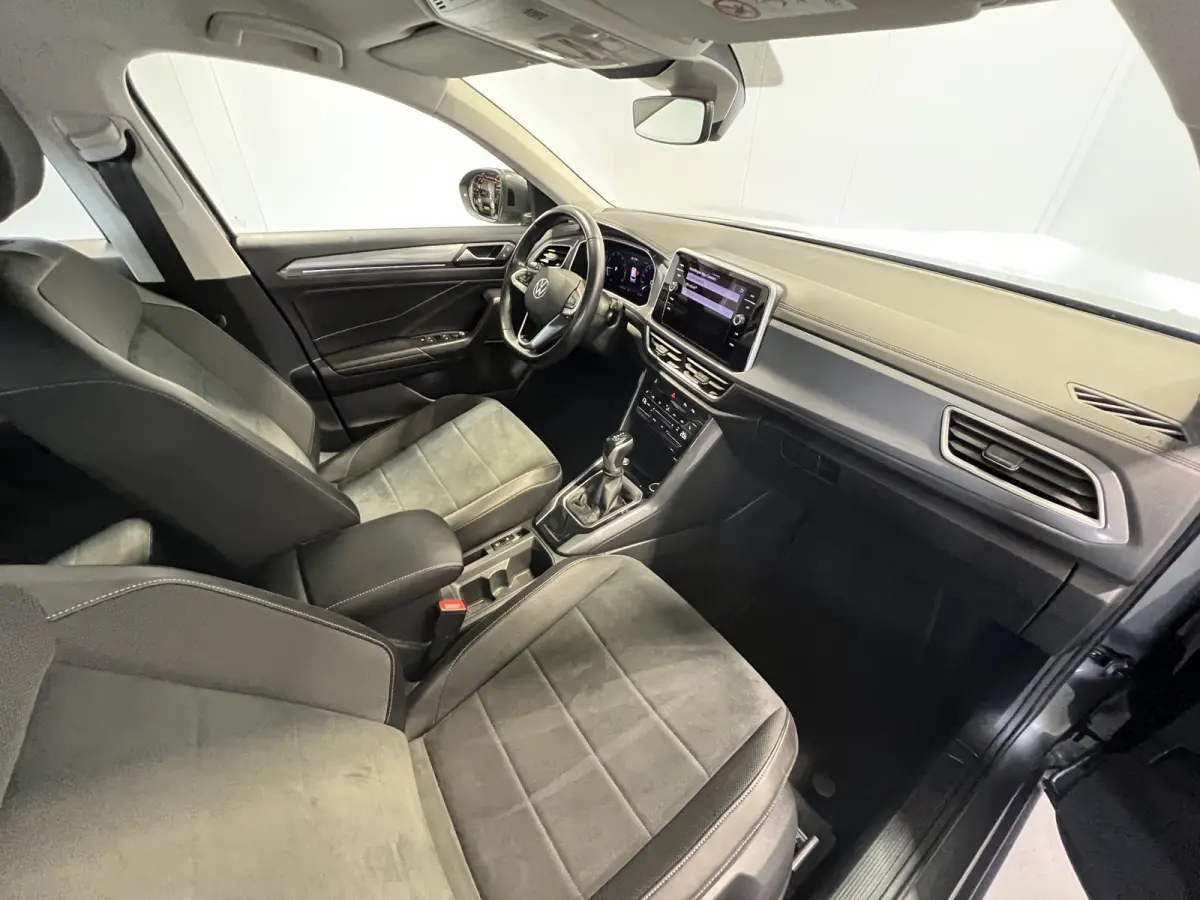1.5 TSI Style | Android/Apple Carplay | LM Velgen 18" | Cruise Control Adaptief | Voorstoelen Verwarmd | PDC Voor en Achter | Achteruitrijcamera | Airco |