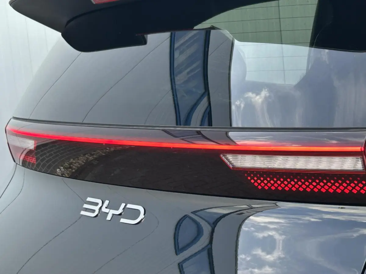 Active 30 kWh NIEUW DIRECT RIJDEN I NAVI + CAMERA I CARPLAY