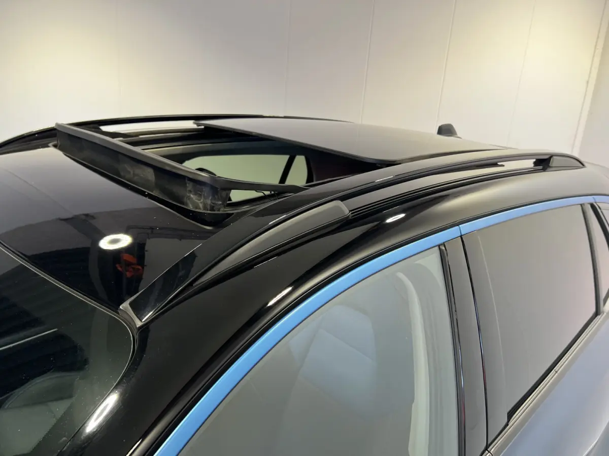 1.5 | Navigatie/Android/Apple Carplay | LM Velgen 20" | Rondomzichtcamera | Panoramadak | Voorstoelen Verwarmd | Cruise Control | Airco |