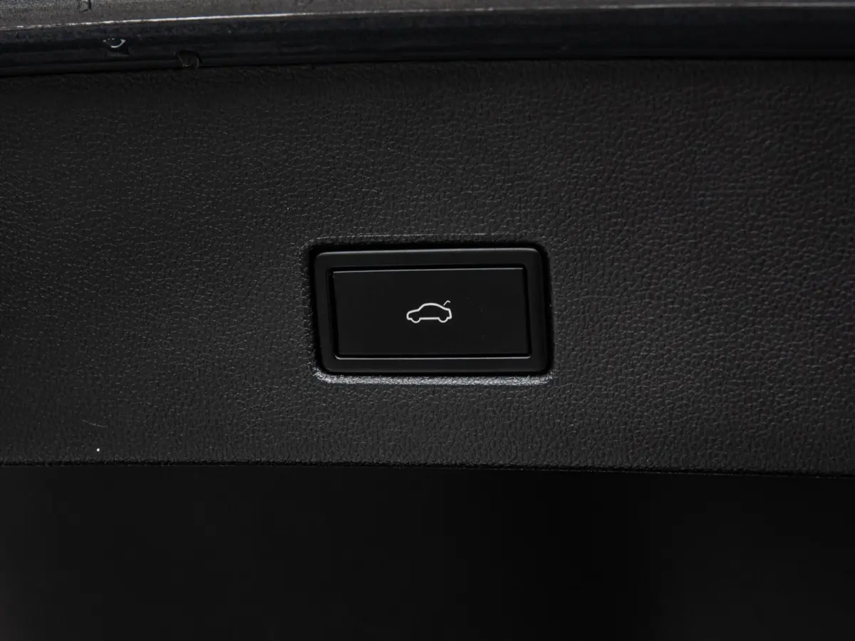 1.5 TSI 150 PK DSG Style IQ.DRIVE | Trekhaak | Virtual Cockpit | LED | ACC | Camera | Dodehoekdetectie | Stoel-/Stuurverwarming | Navigatie | Apple CarPlay/Android Auto | 18"