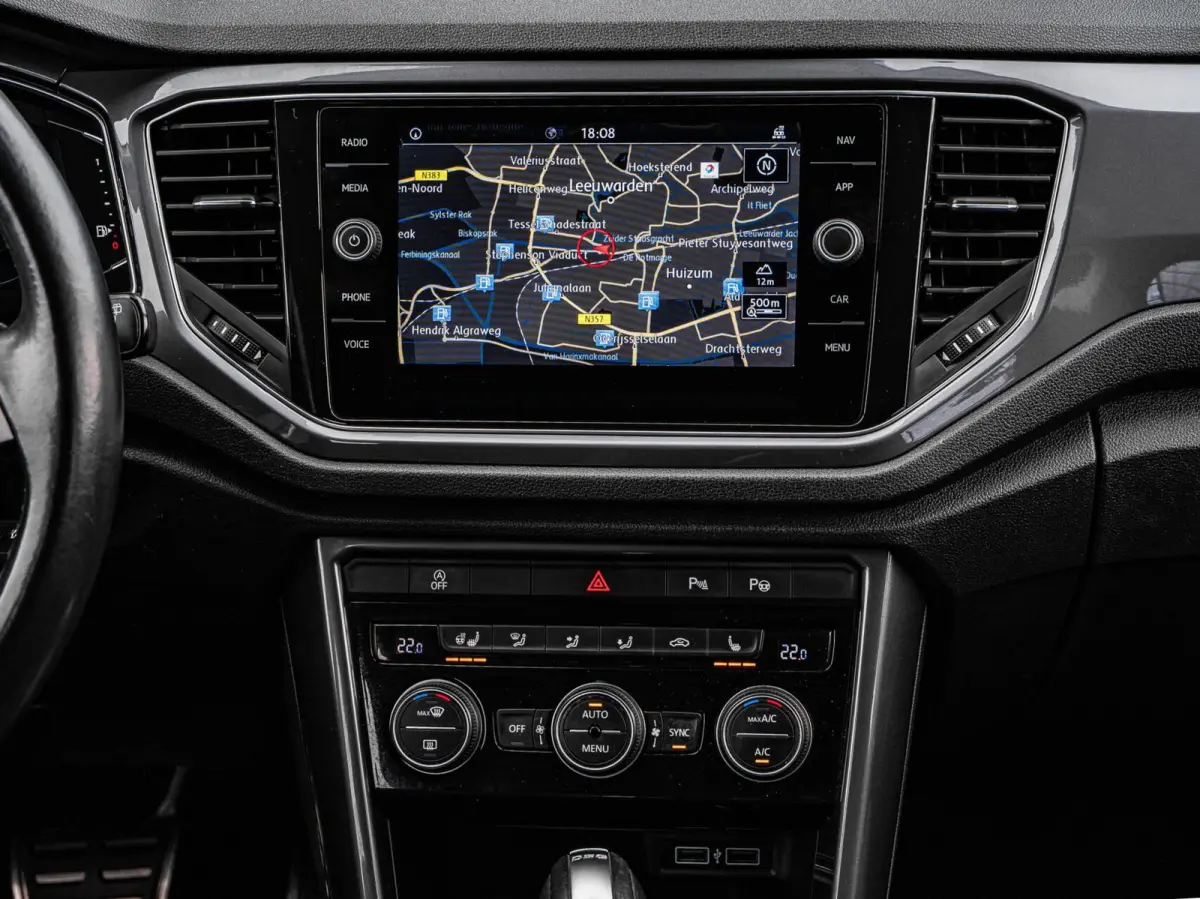 1.5 TSI 150 PK DSG Style IQ.DRIVE | Trekhaak | Virtual Cockpit | LED | ACC | Camera | Dodehoekdetectie | Stoel-/Stuurverwarming | Navigatie | Apple CarPlay/Android Auto | 18"