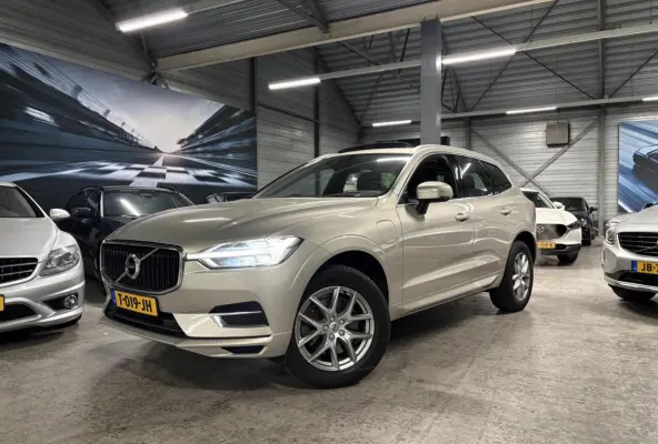 2.0 T8 Twin Engine AWD|HUD|Luchtvering|Leder|Pano|Trekhaak