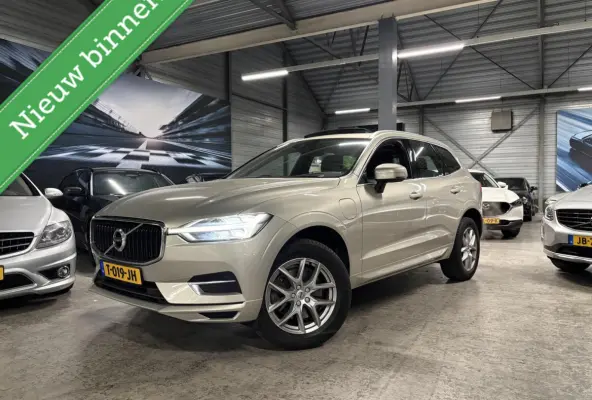 2.0 T8 Twin Engine AWD|HUD|Luchtvering|Leder|Pano|Trekhaak