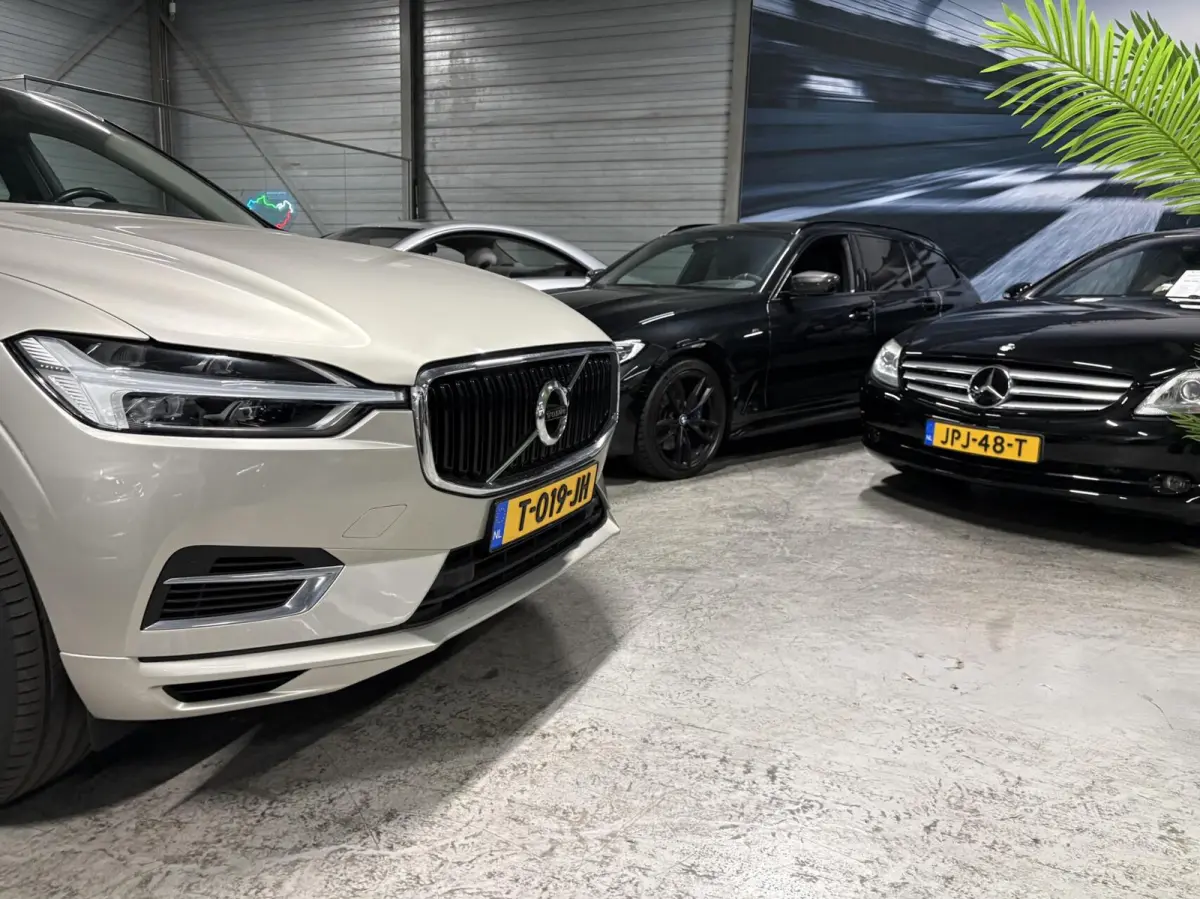 2.0 T8 Twin Engine AWD|HUD|Luchtvering|Leder|Pano|Trekhaak