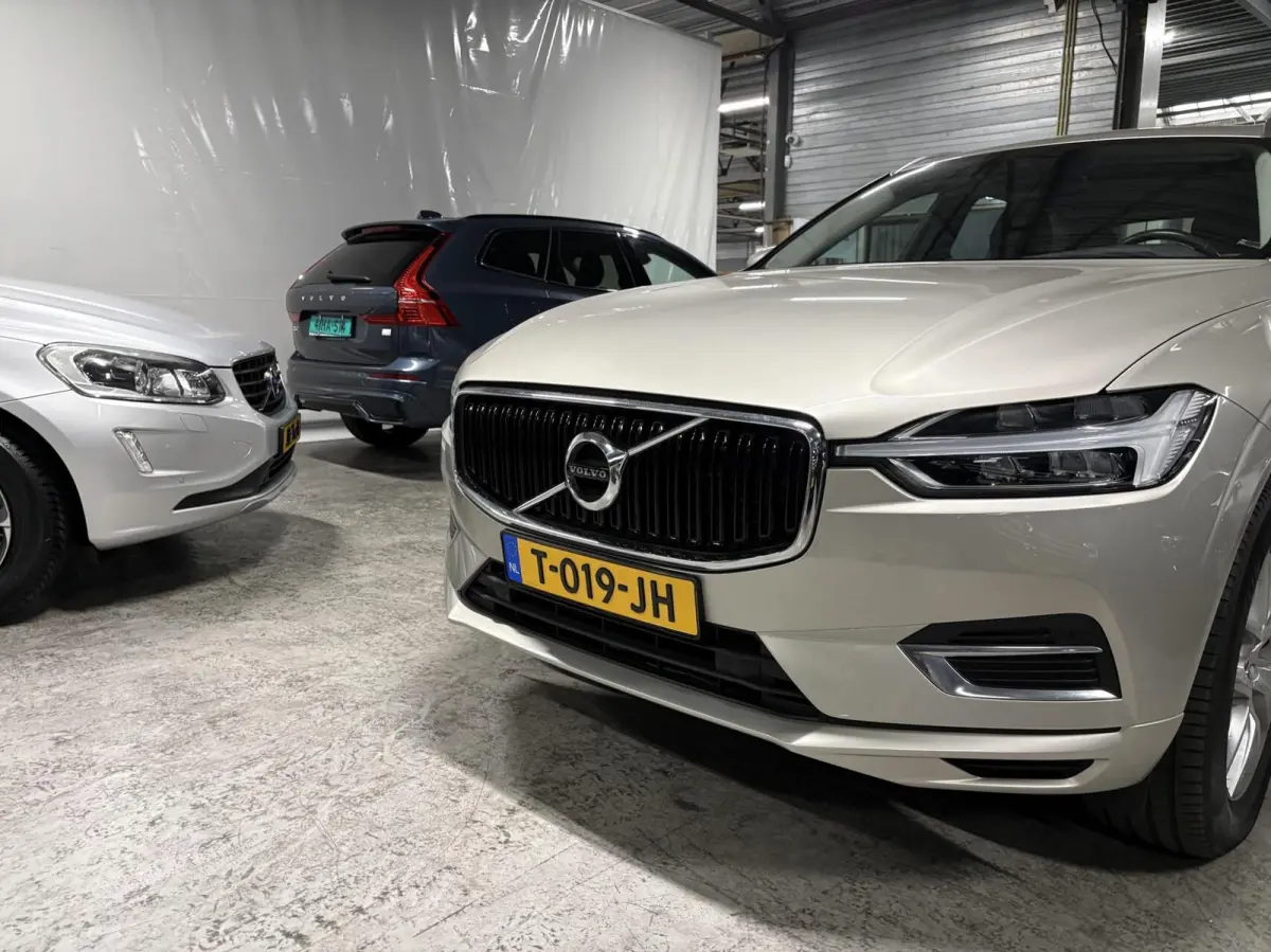 2.0 T8 Twin Engine AWD|HUD|Luchtvering|Leder|Pano|Trekhaak