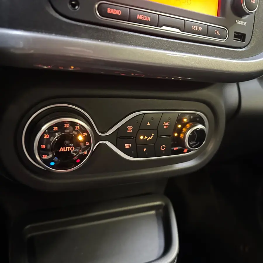 GT 0.9 TCe SPORT |PANO/CRUISE/PDC | BTOOTH/CLIMA|