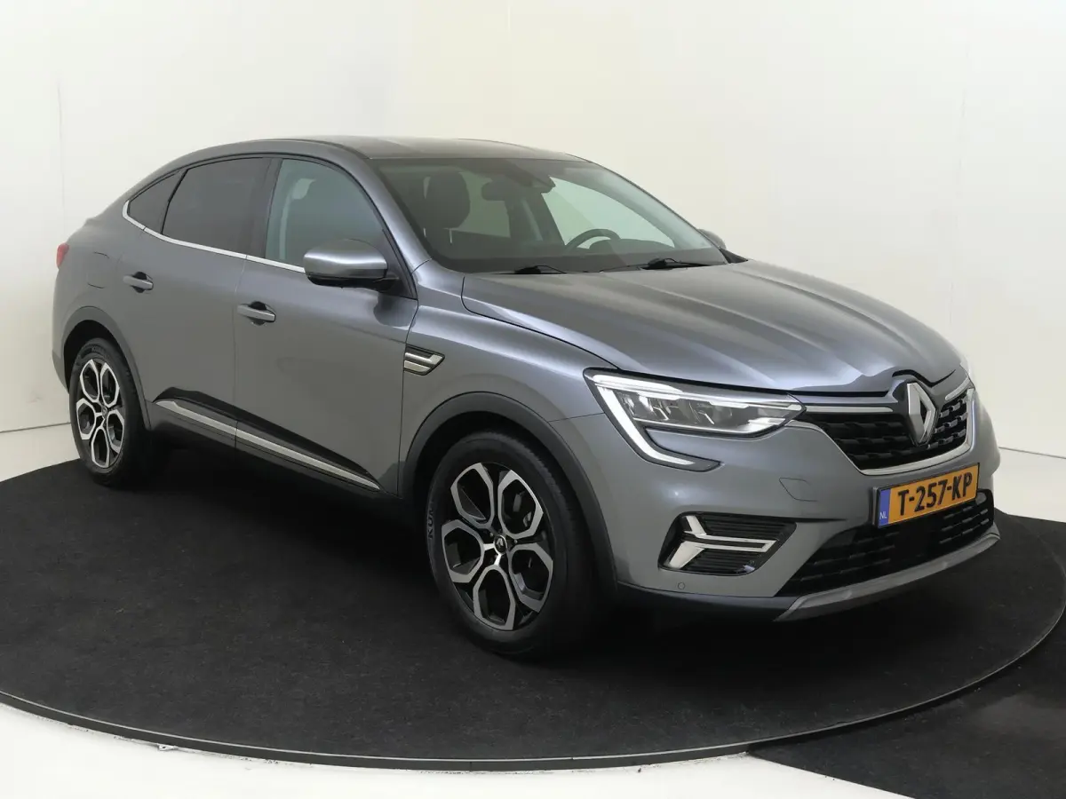 1.6 E-Tech hybrid 145 techno Metallic lak| apple carplay | android auto | LM velgen