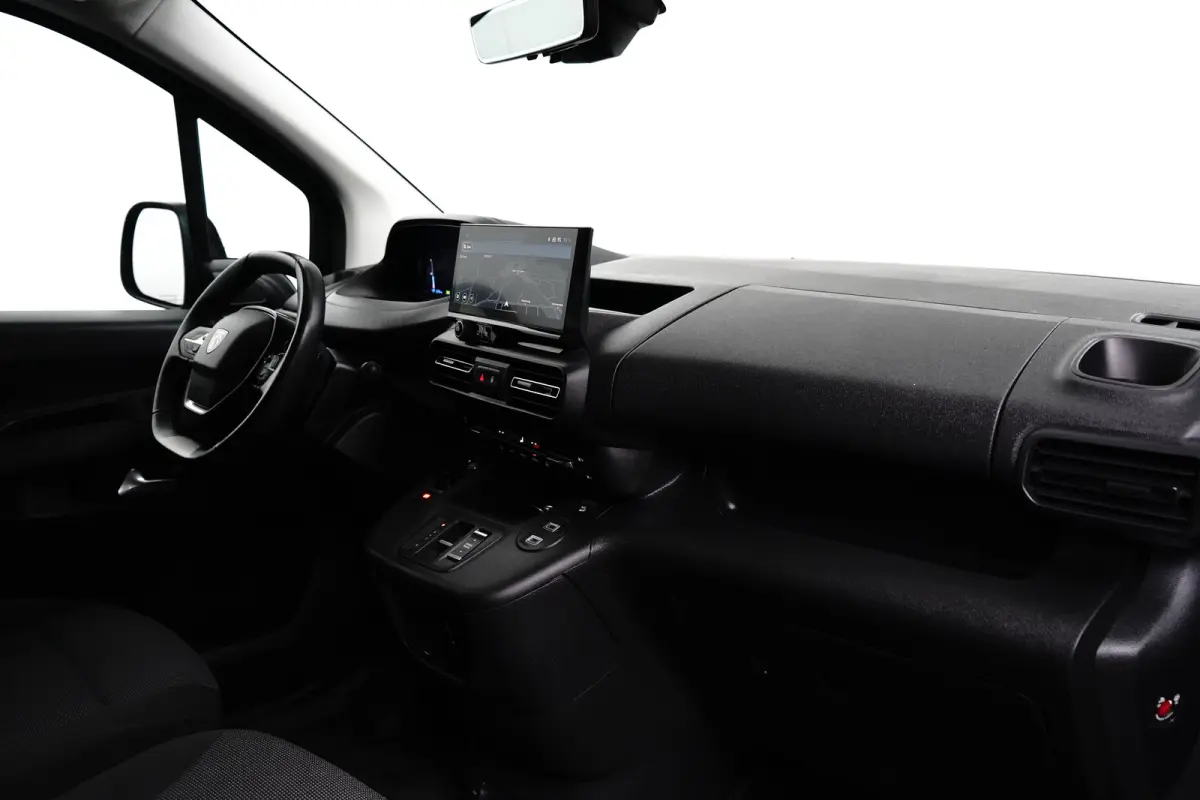 1.5 BlueHDi 130 EAT8 S&S L1 | Achteruitrijcamera | Airco (automatisch) | Apple Carplay/Android Auto|telefoonintegratie premium