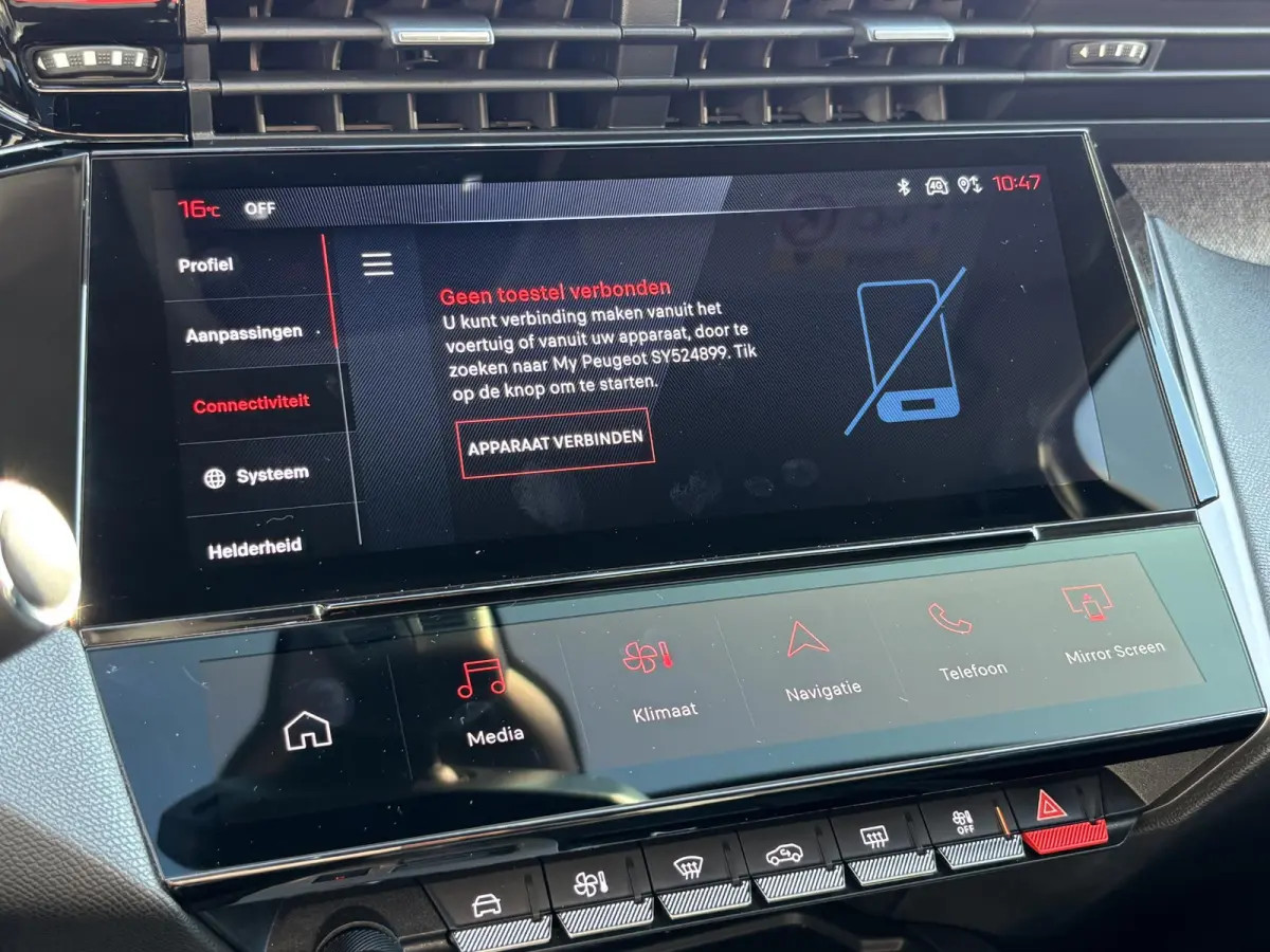 145pk Hybrid Allure | Camera | 19"LMV | LEER/Stof | AppleCarPlay/Android | Navigatie | AUTOMAAT