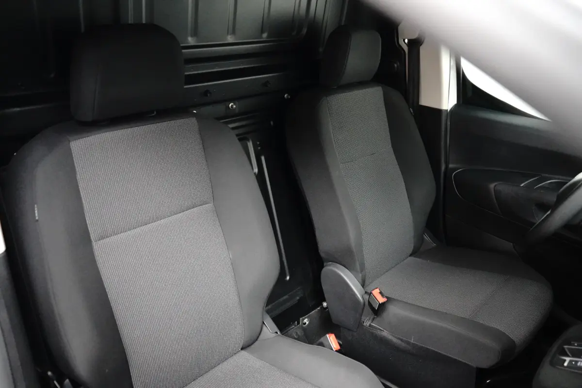1.5 BlueHDI 130pk EAT8 L1 | Achteruitrijcamera | Apple Carplay/Android Auto|telefoonintegratie premium | Cruise control