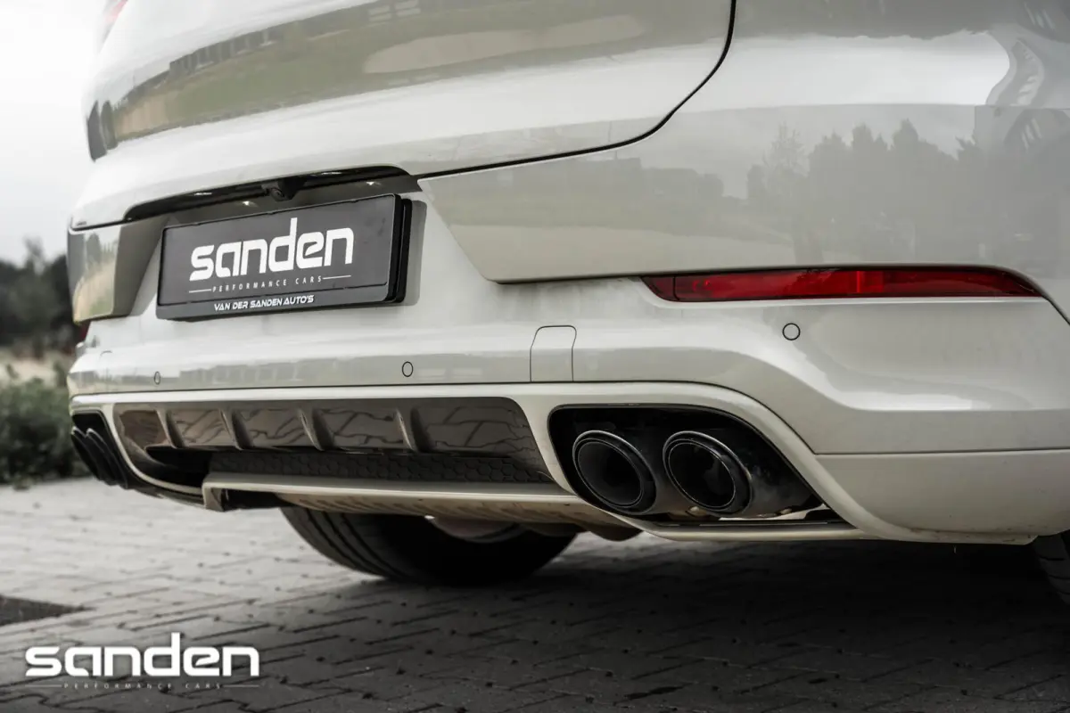 E-Hybrid Platinum Edition|Krijt|Pano