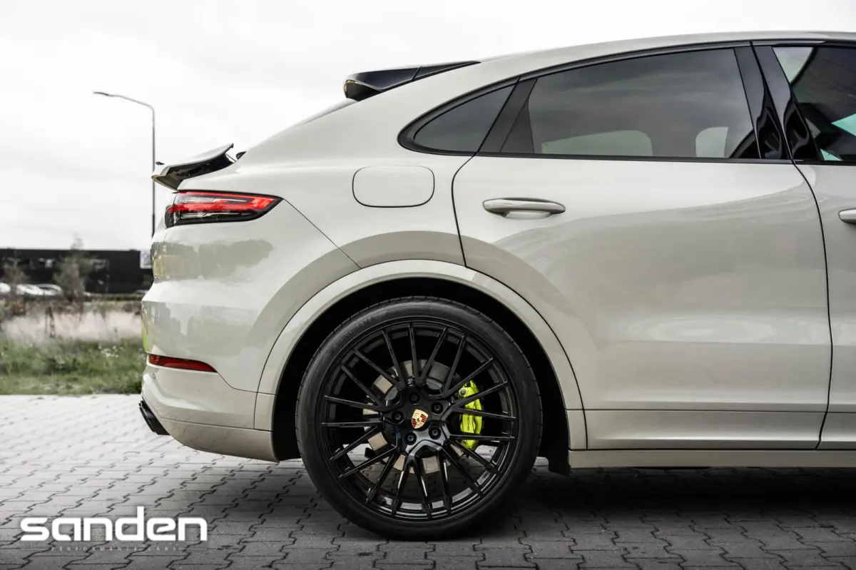 E-Hybrid Platinum Edition|Krijt|Pano