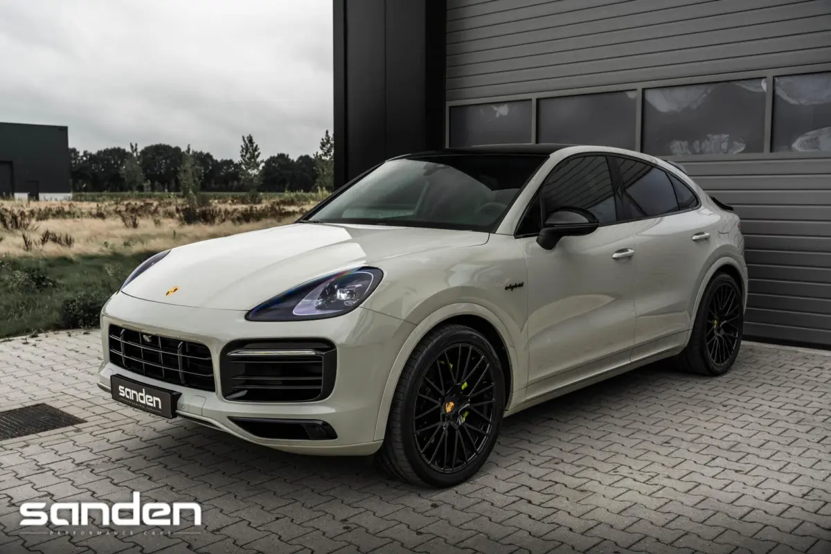 E-Hybrid Platinum Edition|Krijt|Pano