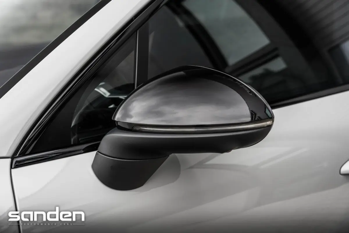 E-Hybrid Platinum Edition|Krijt|Pano