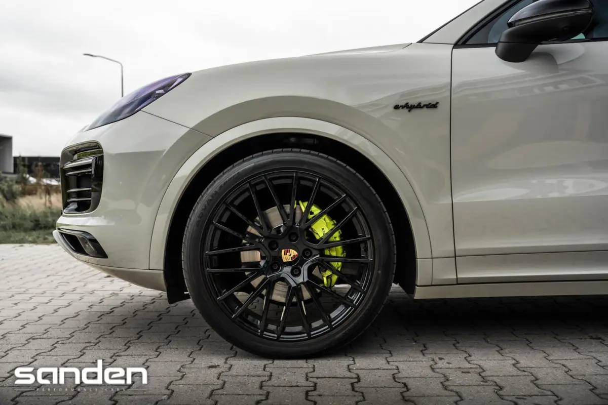 E-Hybrid Platinum Edition|Krijt|Pano