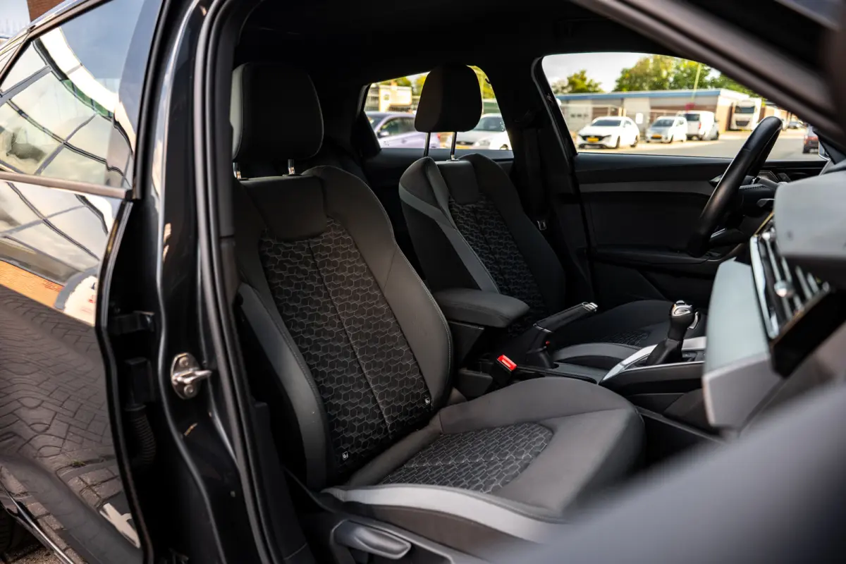 Dealer Onderhouden|Acc Lane-Assist|Carplay|Led|Garantie