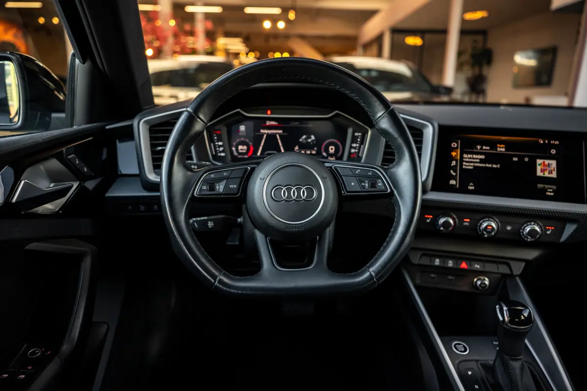 Dealer Onderhouden|Acc Lane-Assist|Carplay|Led|Garantie