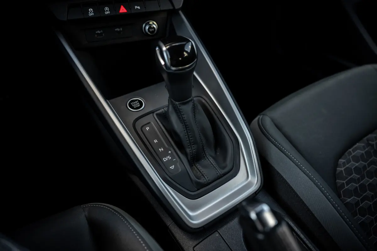 Dealer Onderhouden|Acc Lane-Assist|Carplay|Led|Garantie