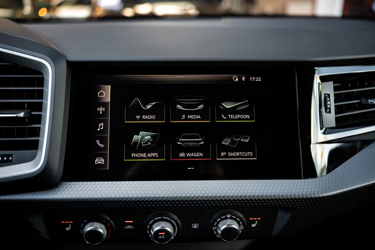 Dealer Onderhouden|Acc Lane-Assist|Carplay|Led|Garantie