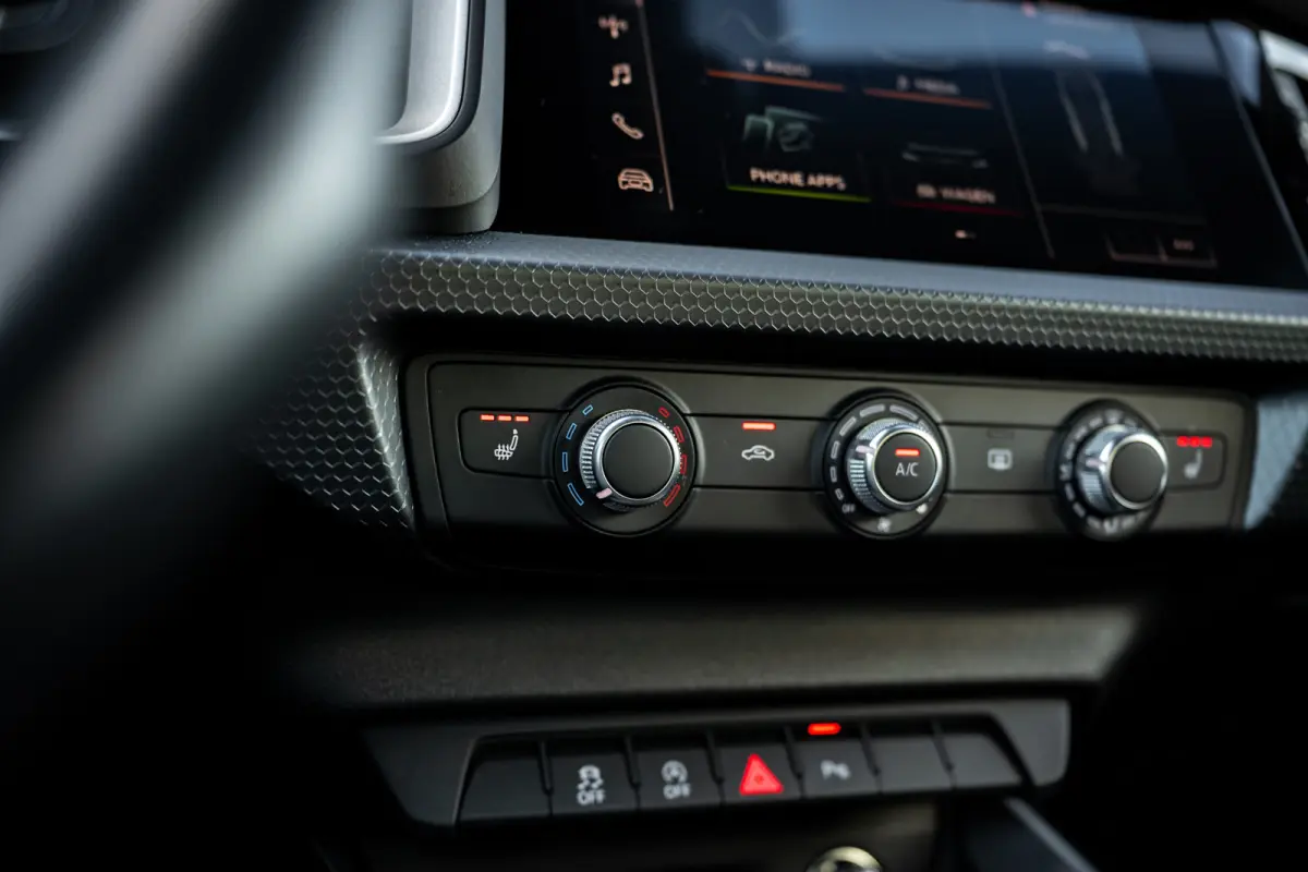 Dealer Onderhouden|Acc Lane-Assist|Carplay|Led|Garantie