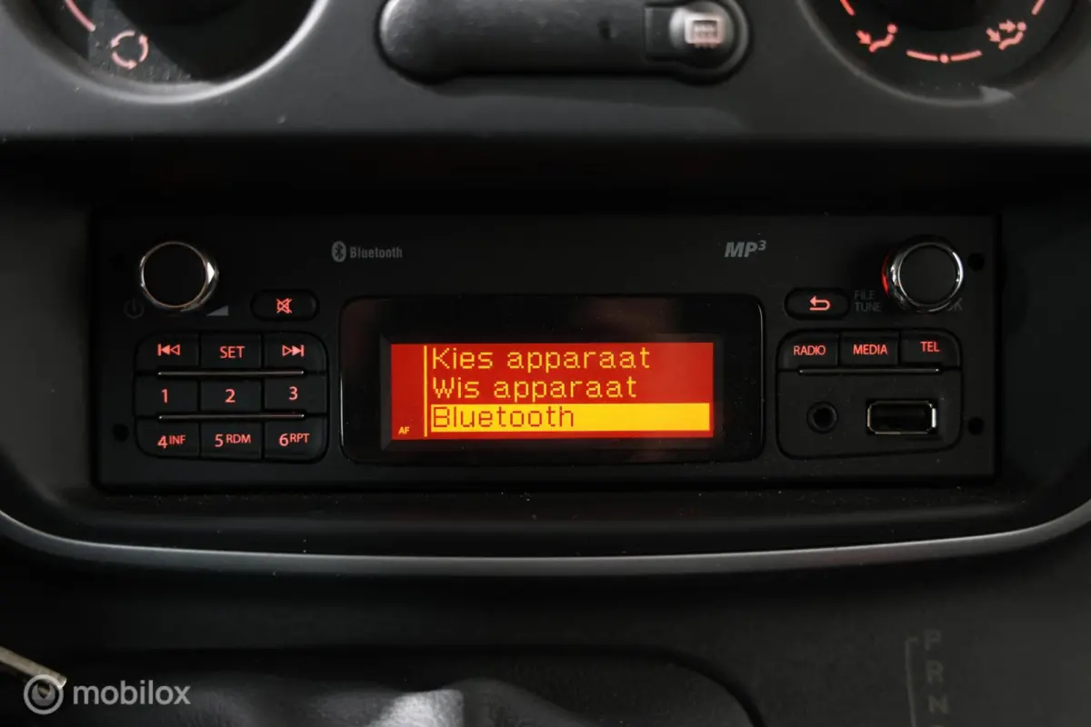 Z.E. Inclusief Accu - Bluetooth - Radio - Elektrische ramen