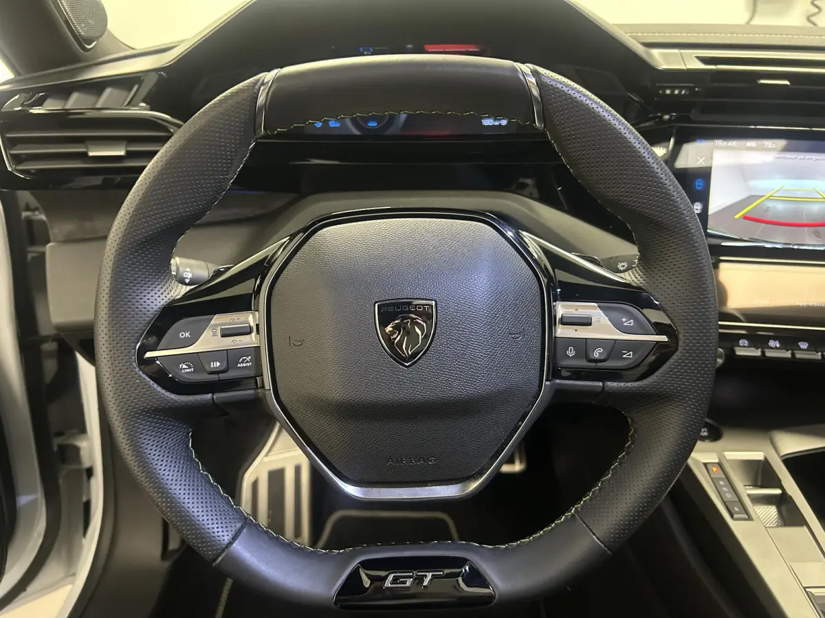 1.6 Plug-in Hybrid 195 GT | Panoramisch schuifdak | 360 Camera | Trekhaak | Apple CarPlay/Android Auto