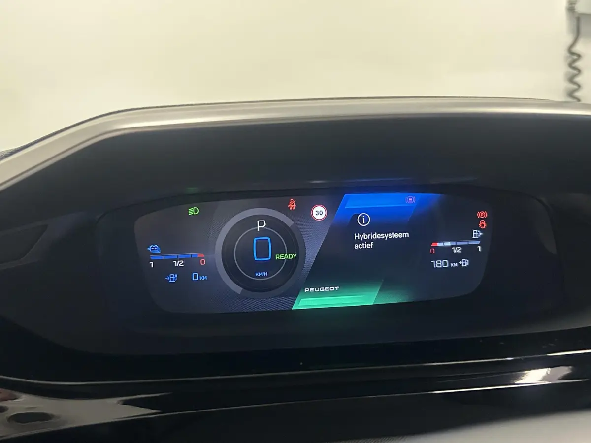 1.6 Plug-in Hybrid 195 GT | Panoramisch schuifdak | 360 Camera | Trekhaak | Apple CarPlay/Android Auto