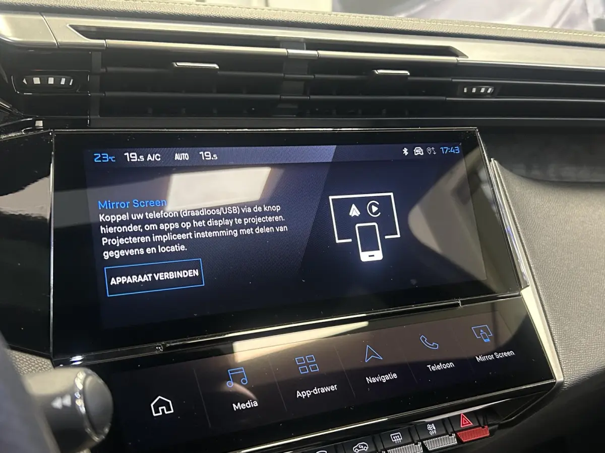 1.6 Plug-in Hybrid 195 GT | Panoramisch schuifdak | 360 Camera | Trekhaak | Apple CarPlay/Android Auto
