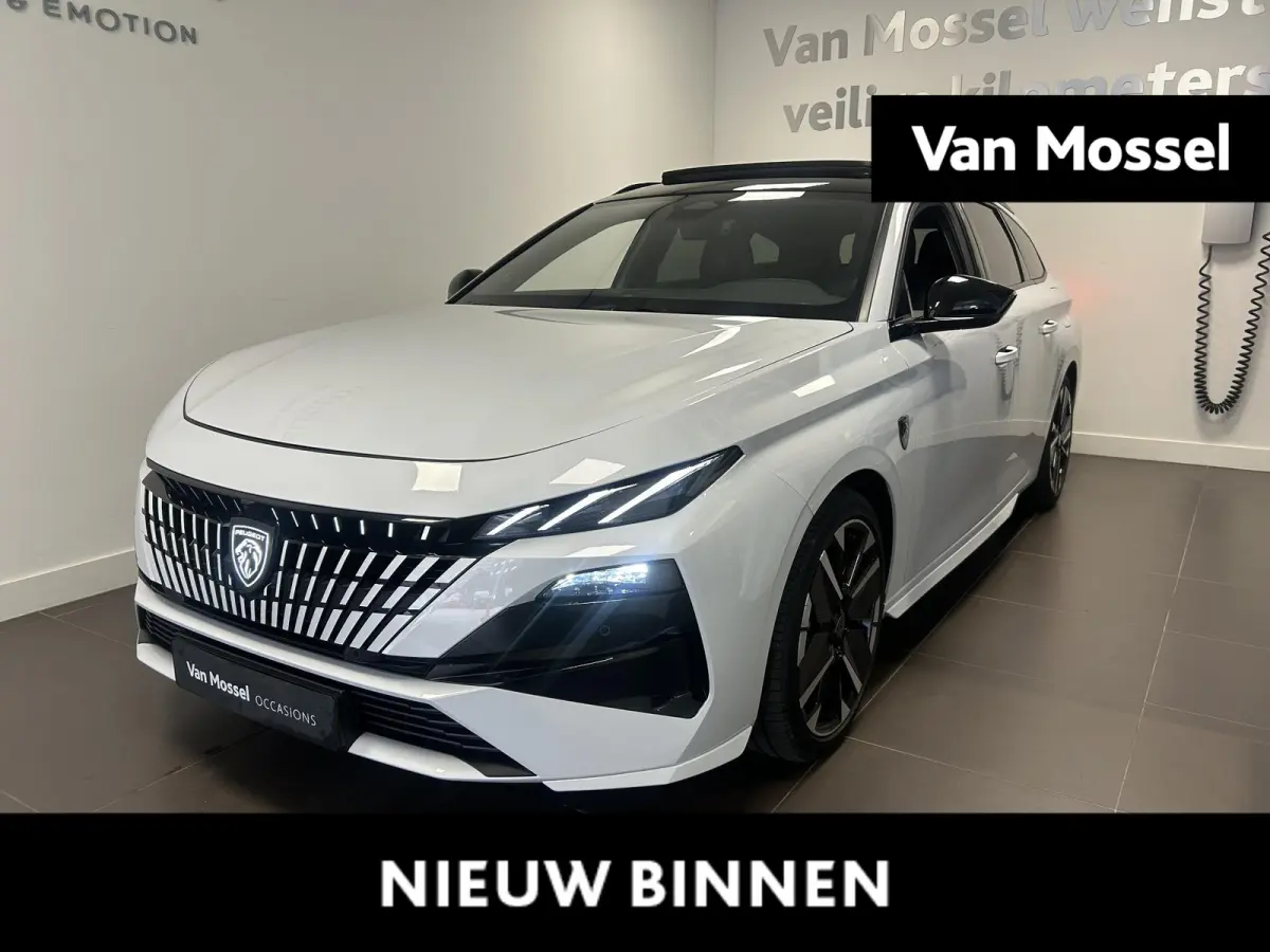 1.6 Plug-in Hybrid 195 GT | Panoramisch schuifdak | 360 Camera | Trekhaak | Apple CarPlay/Android Auto