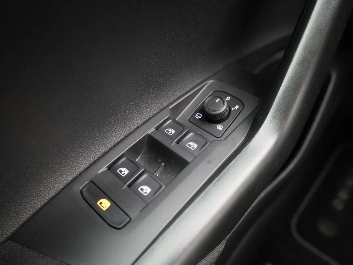 1.0 TSI | Apple Carplay / Android Auto | Cruise Control | Parkeersensoren |