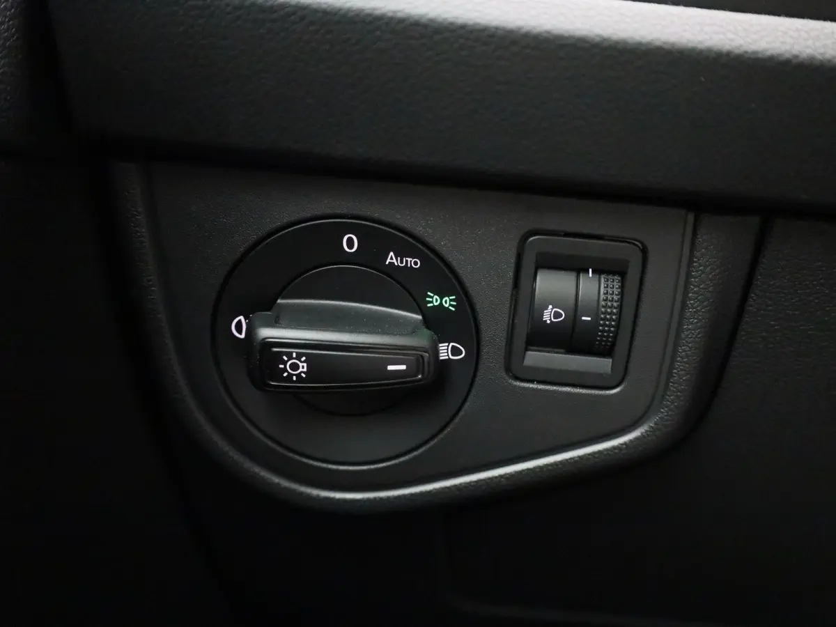 1.0 TSI | Apple Carplay / Android Auto | Cruise Control | Parkeersensoren |