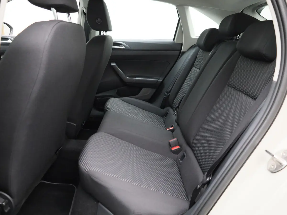 1.0 TSI | Apple Carplay / Android Auto | Cruise Control | Parkeersensoren |